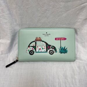 NWOT Kate Spade Mint Green “Out Of Office” Travel Wallet with Chihuahua Design